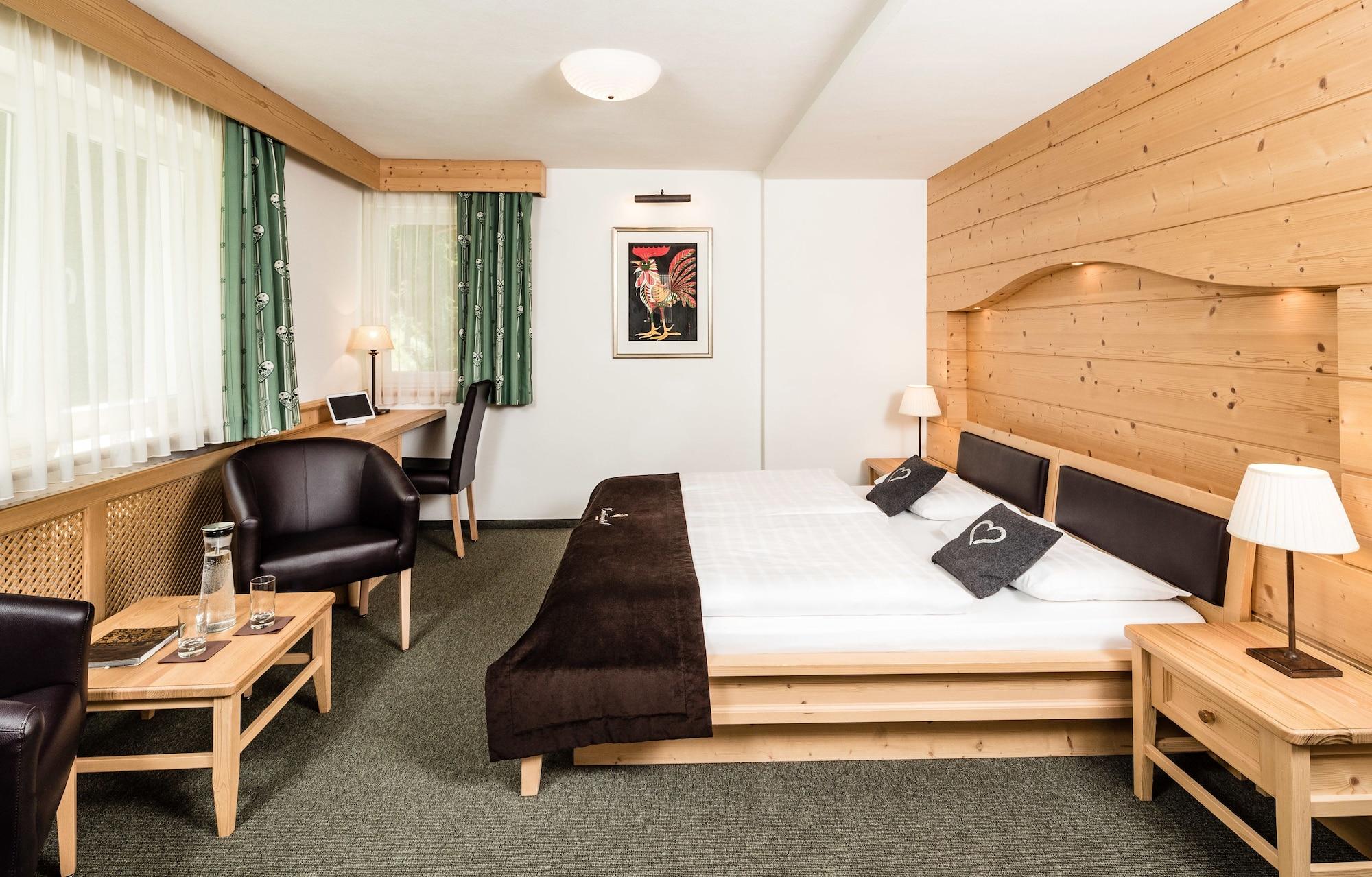 Hotel Continental Dolomites Selva di Val Gardena Dış mekan fotoğraf