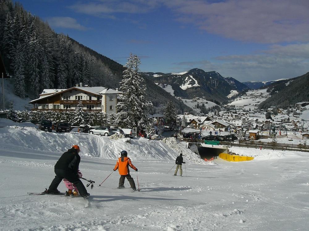 Hotel Continental Dolomites Selva di Val Gardena Dış mekan fotoğraf