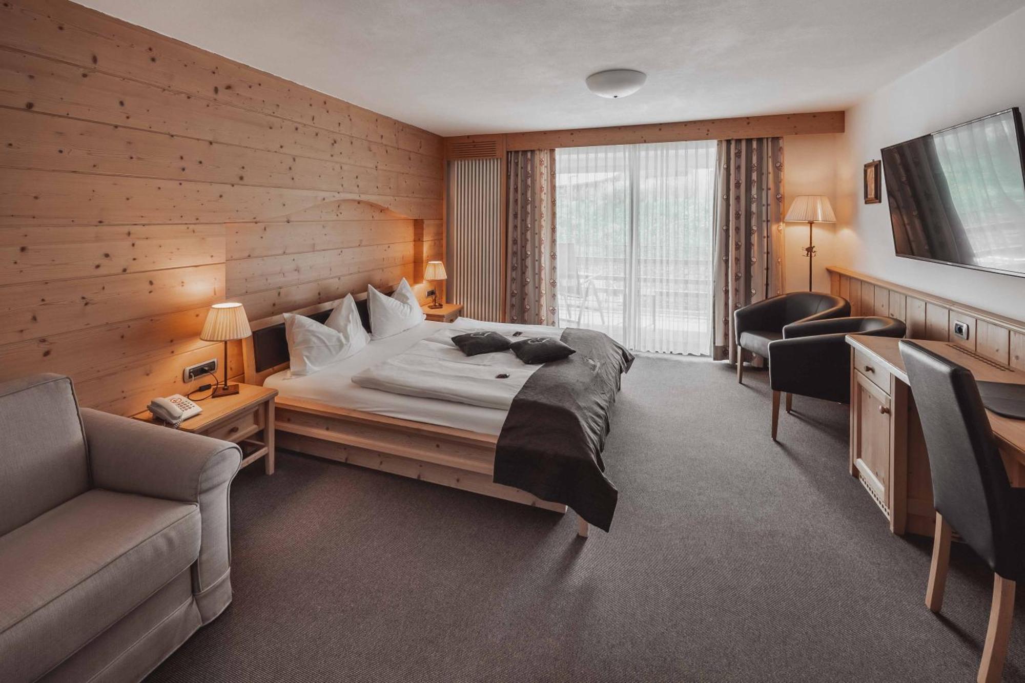 Hotel Continental Dolomites Selva di Val Gardena Dış mekan fotoğraf