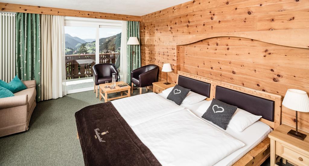 Hotel Continental Dolomites Selva di Val Gardena Dış mekan fotoğraf